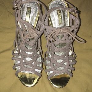 Wild‎ Pair platform heels 👠